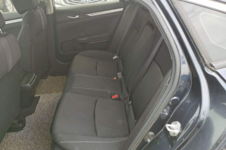 Used Honda Civic 2019 220TURBO CVT Dynamic Edition China VI Left Rear Seat