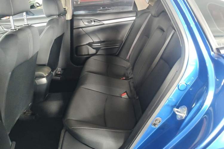 Used Honda Civic 2019 220TURBO CVT Dynamic Edition China VI Left Rear Seat