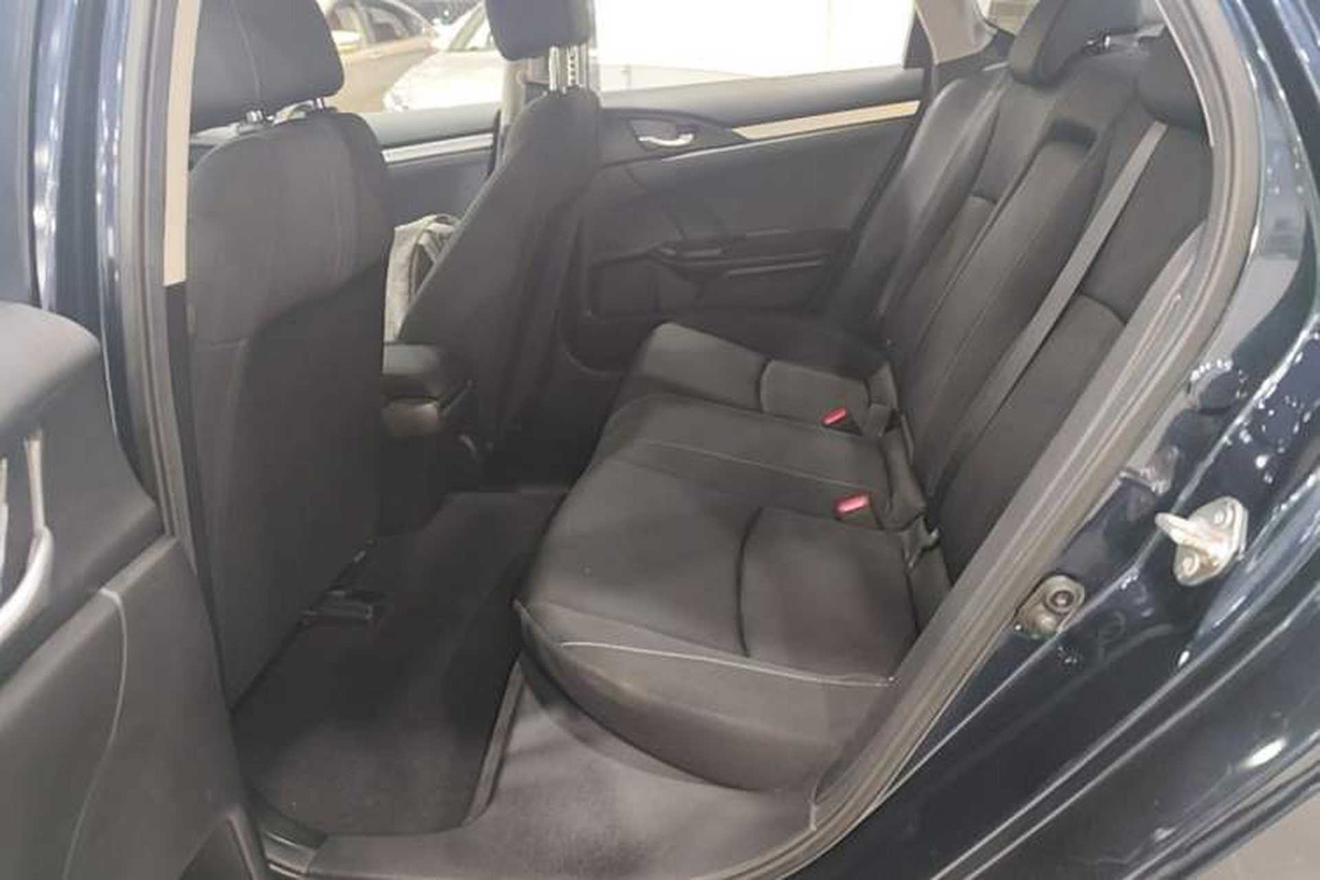 Used Honda Civic 2019 220TURBO CVT Dynamic Edition China VI Left Rear Seat
