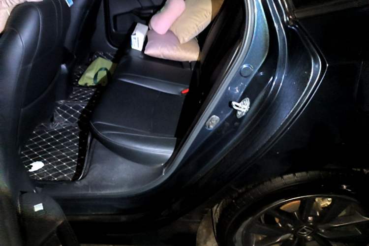 Used Honda Civic 2019 220TURBO CVT Dynamic Edition China VI Left Rear Seat