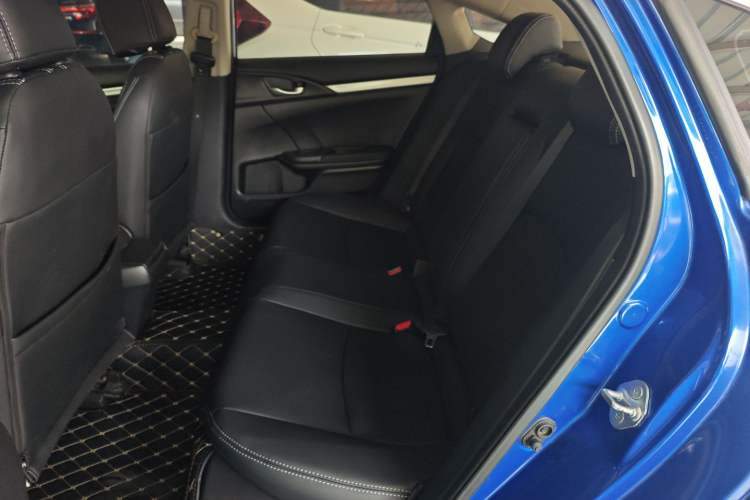 Used Honda Civic 2019 220TURBO CVT Dynamic Edition China VI Left Rear Seat