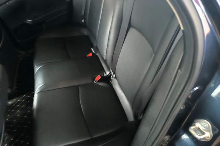 Used Honda Civic 2019 220TURBO CVT Dynamic Edition China VI Emission Standard Left Rear Seat