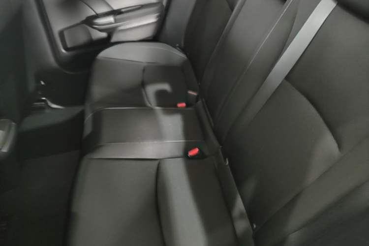 Used Honda Civic 2019 220TURBO CVT Dynamic Edition China VI Left Rear Seat