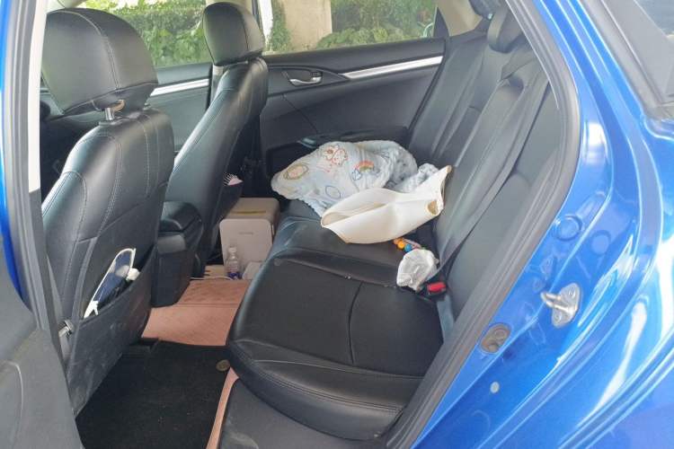 Used Honda Civic 2019 220TURBO CVT Dynamic Edition China VI Left Rear Seat
