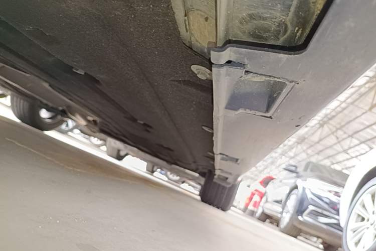 Used Honda Civic 2019 220TURBO CVT Power Edition China VI Emission Standard Left Side Sill