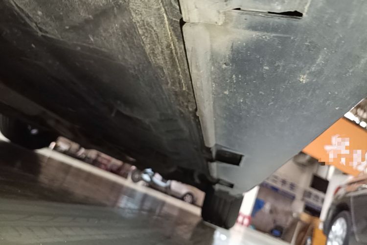 Used Honda Civic 2019 220TURBO CVT Dynamic Edition China VI Emission Standard Left Side Sill