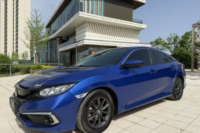 Ojetý Honda Civic 2019 220TURBO CVT Dynamic Edition China VI