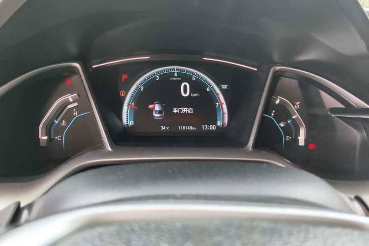 Used Honda Civic 2019 220TURBO CVT Dynamic Edition China VI Odometer Close Up