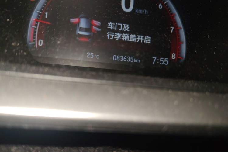 Used Honda Civic 2019 220TURBO CVT Dynamic Edition China VI Emission Standard Odometer Close Up