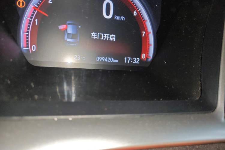 Used Honda Civic 2019 220TURBO CVT Dynamic Edition China VI Emission Standard Odometer Close Up