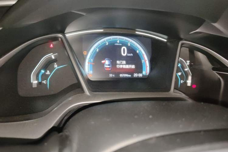 Used Honda Civic 2019 220TURBO Manual Jinkong Edition China VI Odometer Close Up