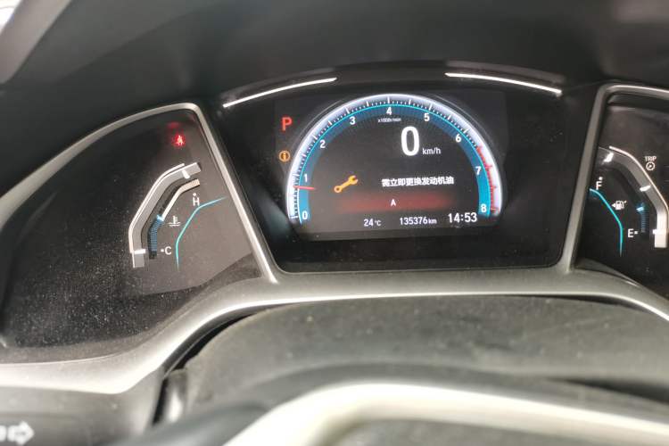 Used Honda Civic 2019 220TURBO CVT Power Edition China VI Emission Standard Odometer Close Up