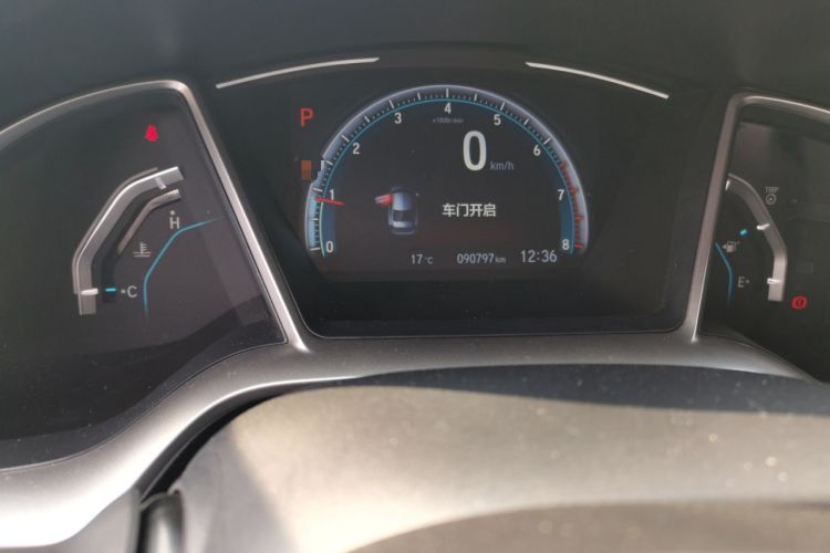 Used Honda Civic 2019 220TURBO CVT Dynamic Edition China VI Odometer Close Up