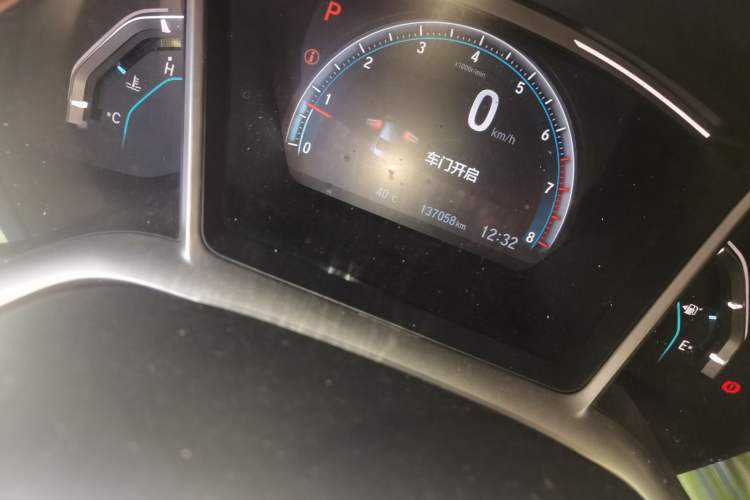 Used Honda Civic 2019 220TURBO CVT Dynamic Edition China VI Odometer Close Up