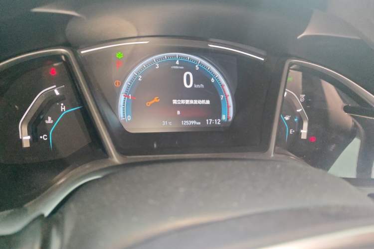 Used Honda Civic 2019 220TURBO CVT Dynamic Edition China VI Odometer Close Up