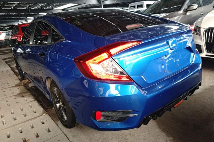 Used Honda Civic 2019 220TURBO CVT Dynamic Edition China VI Rear Left 45 Deg