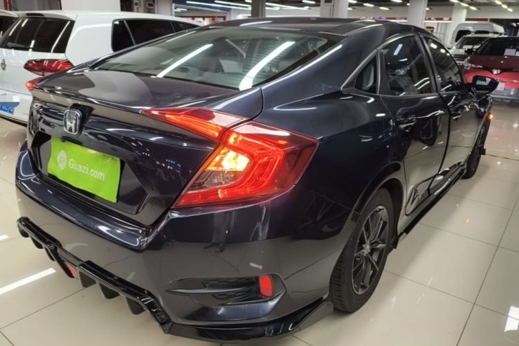 Used Honda Civic 2019 220TURBO CVT Dynamic Edition China VI Rear Right 45 Deg
