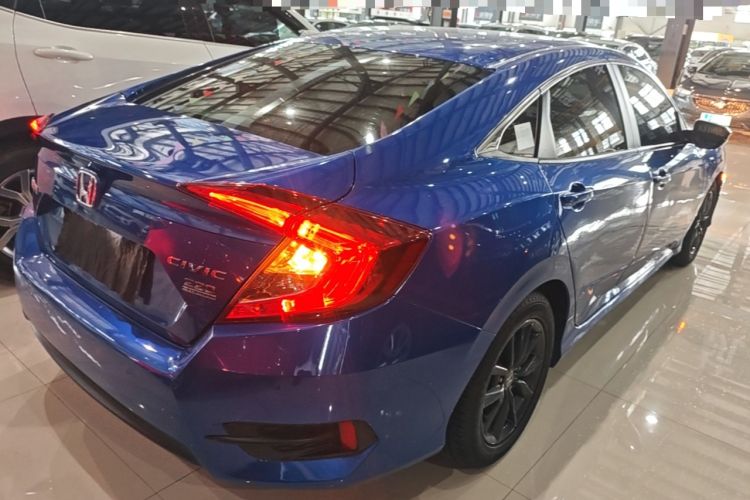 Used Honda Civic 2019 220TURBO CVT Dynamic Edition China VI Rear Right 45 Deg