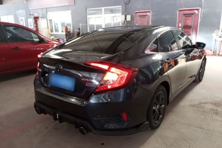 Used Honda Civic 2019 220TURBO CVT Dynamic Edition China VI Rear Right 45 Deg