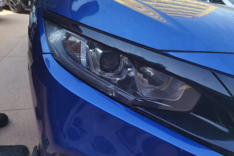 Used Honda Civic 2019 220TURBO CVT Dynamic Edition China VI Right Front Headlight