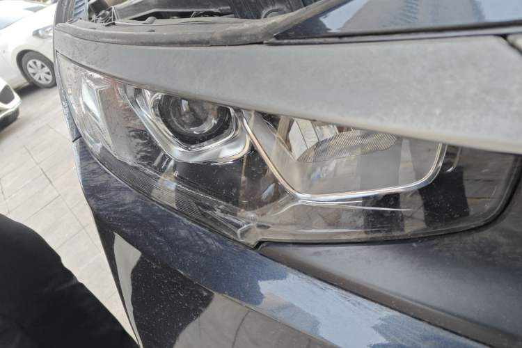Used Honda Civic 2019 220TURBO CVT Dynamic Edition China VI Right Front Headlight