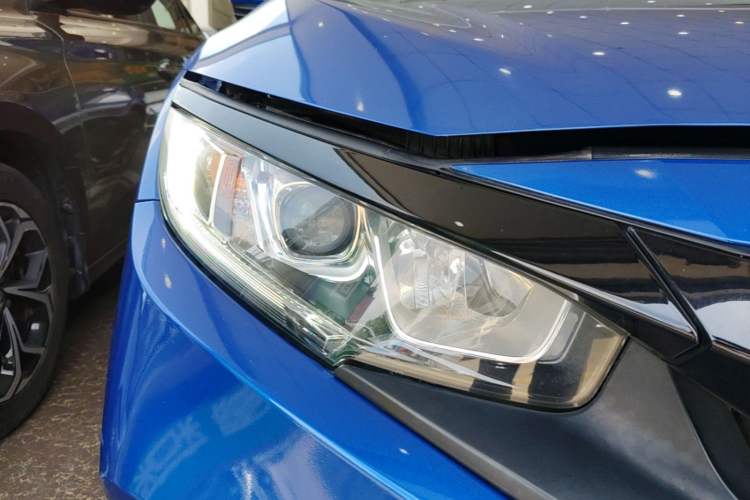 Used Honda Civic 2019 220TURBO CVT Dynamic Edition China VI Right Front Headlight