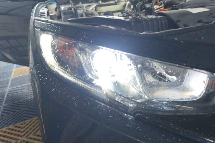 Used Honda Civic 2019 220TURBO CVT Dynamic Edition China VI Right Front Headlight