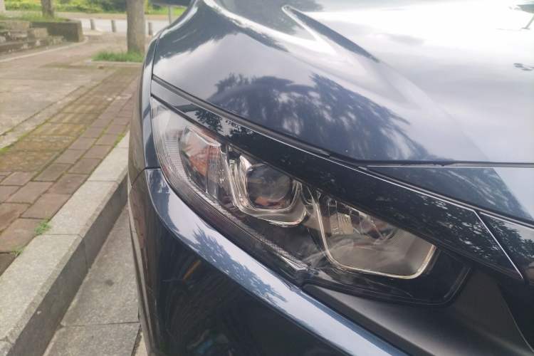 Used Honda Civic 2019 220TURBO CVT Dynamic Edition China VI Right Front Headlight