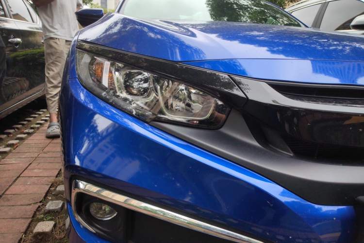 Used Honda Civic 2019 220TURBO CVT Dynamic Edition China VI Right Front Headlight