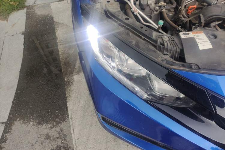Used Honda Civic 2019 220TURBO CVT Dynamic Edition China VI Emission Standard Right Front Headlight
