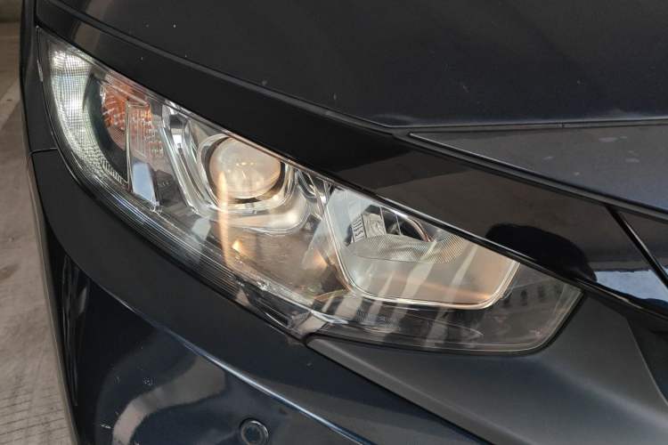 Used Honda Civic 2019 220TURBO CVT Dynamic Edition China VI Right Front Headlight