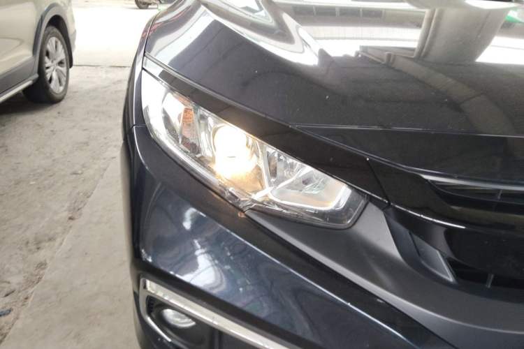 Used Honda Civic 2019 220TURBO CVT Dynamic Edition China VI Right Front Headlight