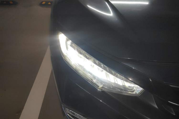 Used Honda Civic 2019 220TURBO CVT Power Edition China VI Emission Standard Right Front Headlight