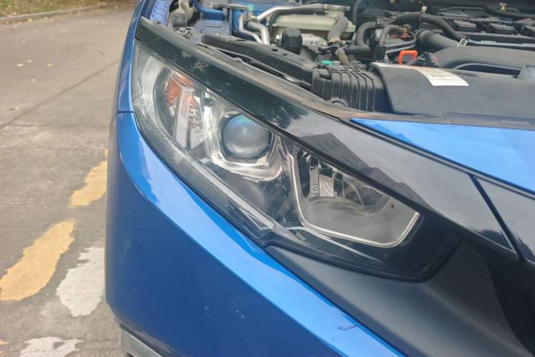 Used Honda Civic 2019 220TURBO CVT Dynamic Edition China VI Right Front Headlight