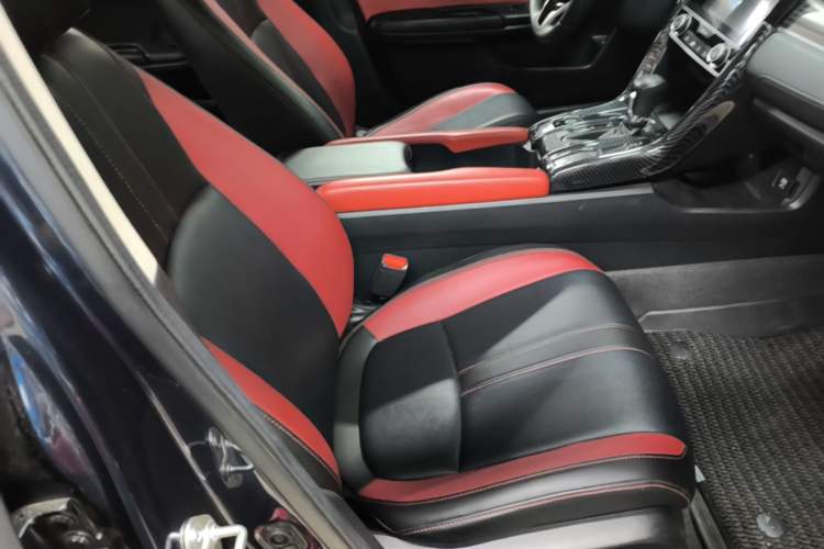 Used Honda Civic 2019 220TURBO CVT Dynamic Edition China VI Right Front Seat