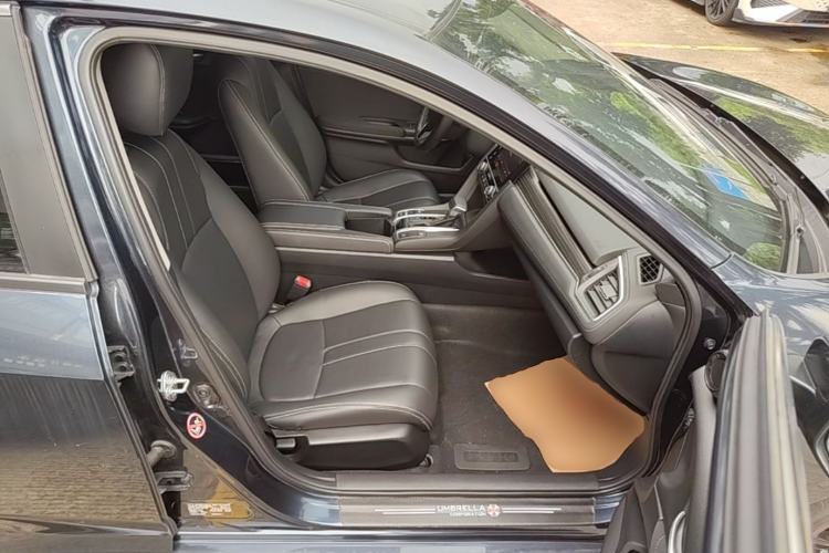 Used Honda Civic 2019 220TURBO CVT Dynamic Edition China VI Emission Standard Right Front Seat