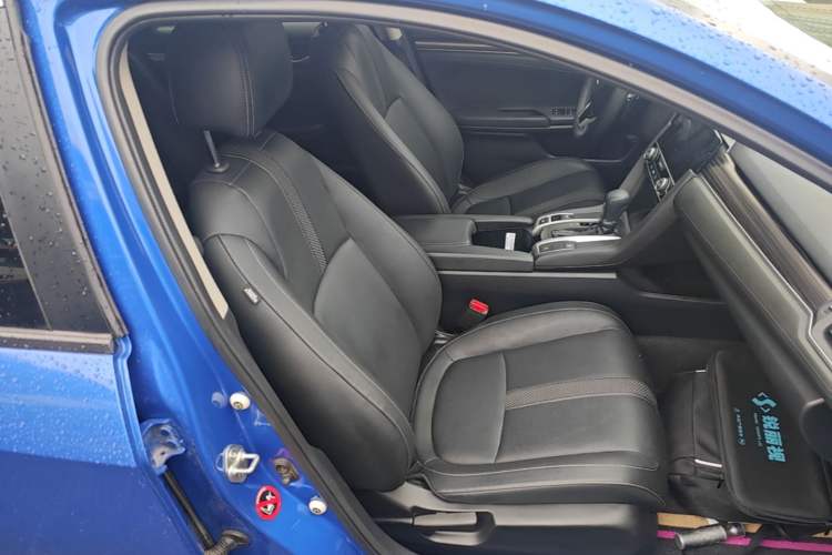 Used Honda Civic 2019 220TURBO CVT Power Edition China VI Emission Standard Right Front Seat