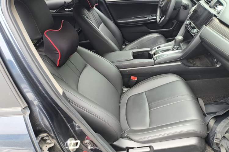 Used Honda Civic 2019 220TURBO CVT Dynamic Edition China VI Emission Standard Right Front Seat