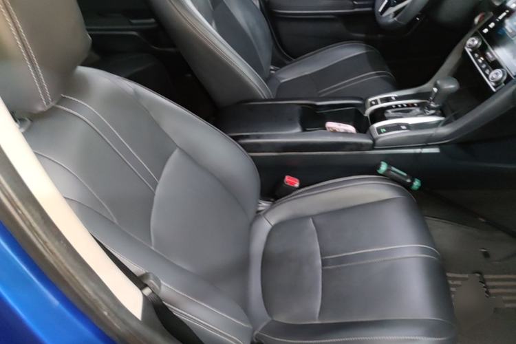 Used Honda Civic 2019 220TURBO CVT Dynamic Edition China VI Emission Standard Right Front Seat