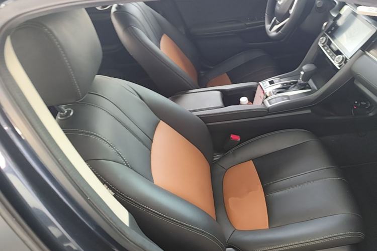 Used Honda Civic 2019 220TURBO CVT Dynamic Edition China VI Emission Standard Right Front Seat