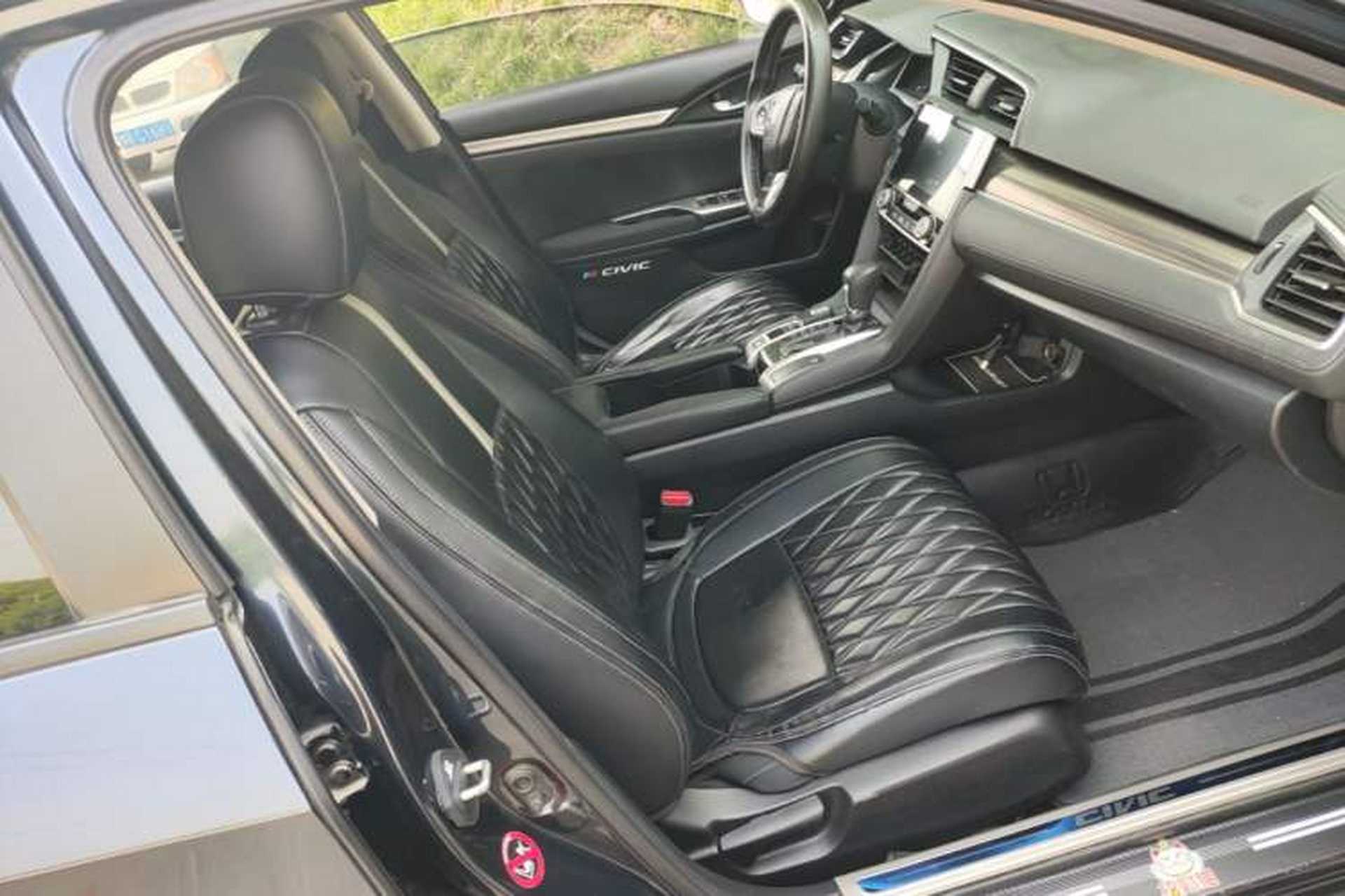 Used Honda Civic 2019 220TURBO CVT Dynamic Edition China VI Right Front Seat