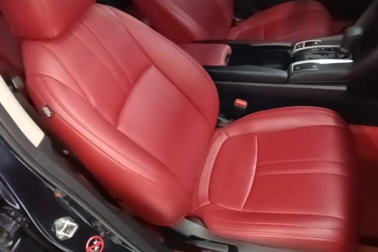 Used Honda Civic 2019 220TURBO CVT Dynamic Edition China VI Right Front Seat