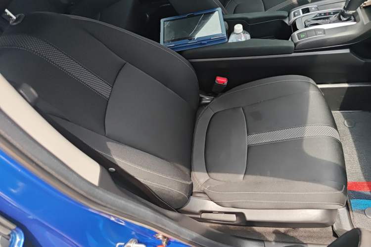 Used Honda Civic 2019 220TURBO CVT Dynamic Edition China VI Right Front Seat