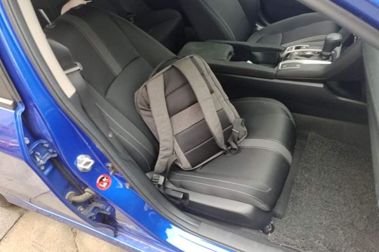 Used Honda Civic 2019 220TURBO CVT Dynamic Edition China VI Right Front Seat