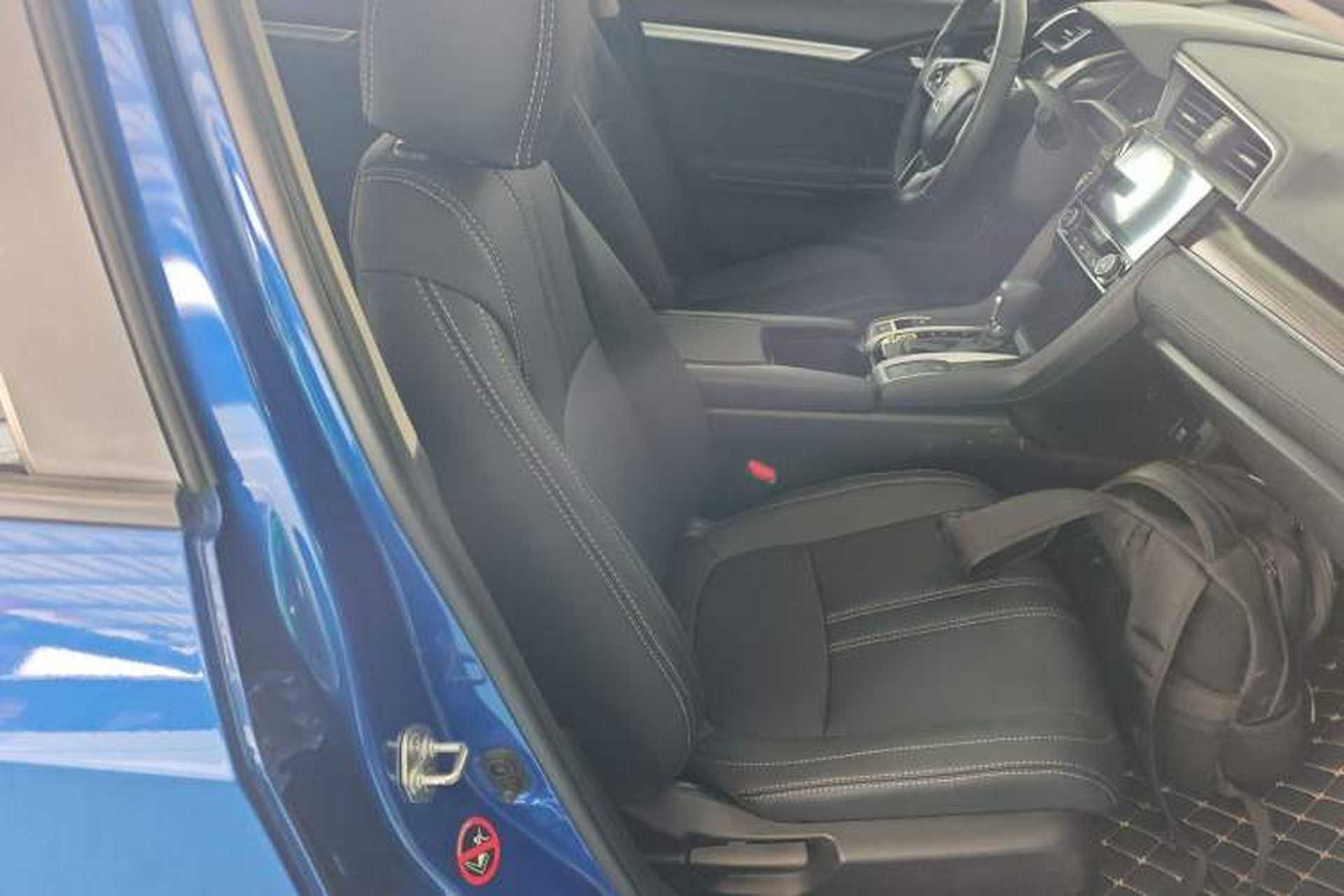 Used Honda Civic 2019 220TURBO CVT Dynamic Edition China VI Right Front Seat