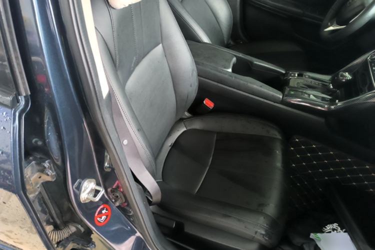 Used Honda Civic 2019 220TURBO CVT Dynamic Edition China VI Emission Standard Right Front Seat