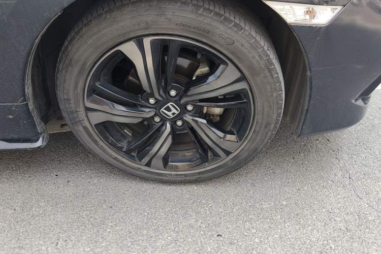 Used Honda Civic 2019 220TURBO CVT Dynamic Edition China VI Emission Standard Right Front Wheel Hub
