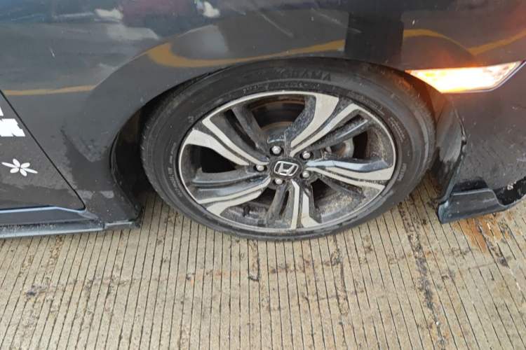 Used Honda Civic 2019 220TURBO CVT Power Edition China VI Emission Standard Right Front Wheel Hub