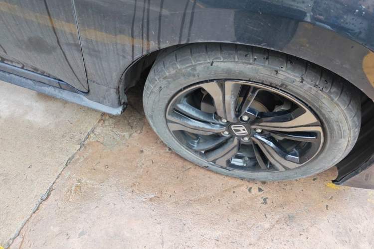 Used Honda Civic 2019 220TURBO CVT Dynamic Edition China VI Emission Standard Right Front Wheel Hub