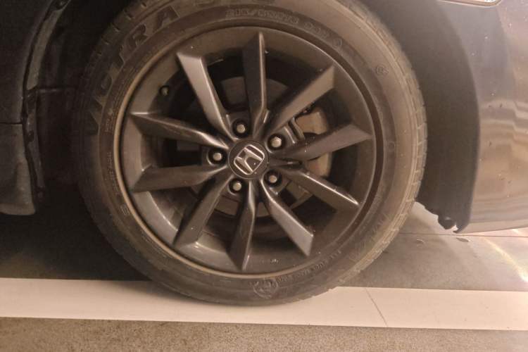 Used Honda Civic 2019 220TURBO Manual Jinkong Edition China VI Right Front Wheel Hub